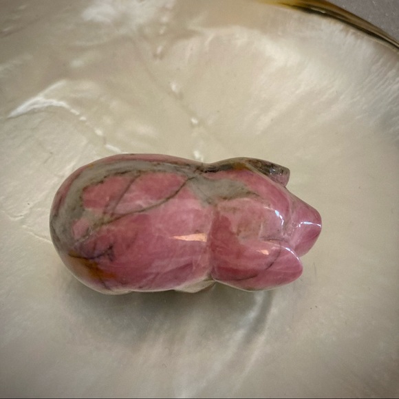 Rhodonite Crystal Stone Pig of Love 🐷💖 - Picture 10 of 10